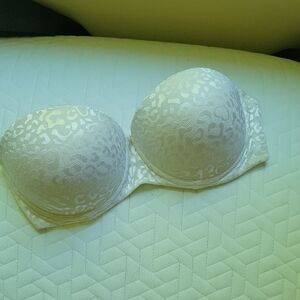 Wonderbra White Lace Bra Intimates & Sleepwear